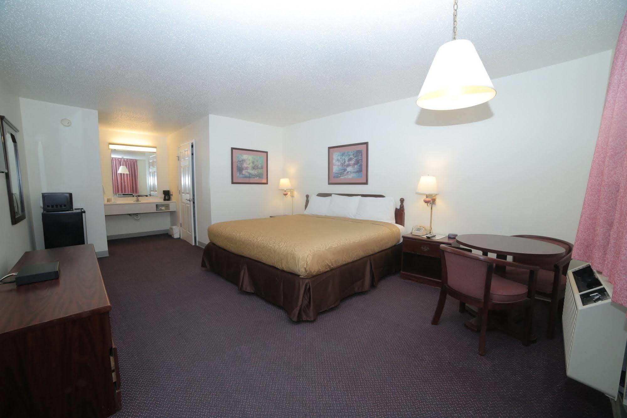 Madison Inn Lodge Fredericktown Eksteriør bilde