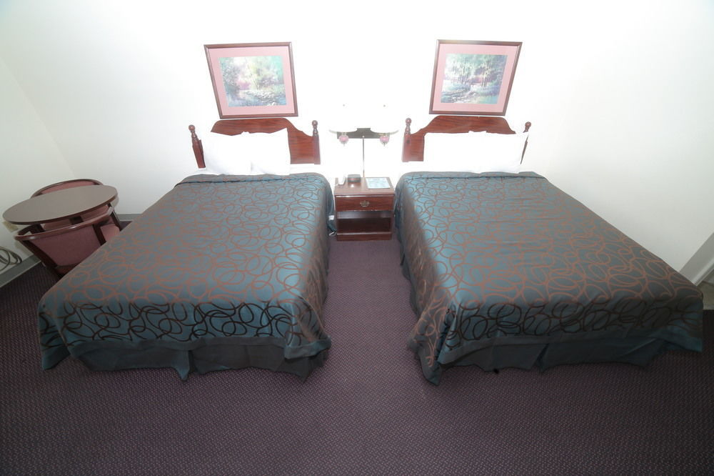 Madison Inn Lodge Fredericktown Eksteriør bilde